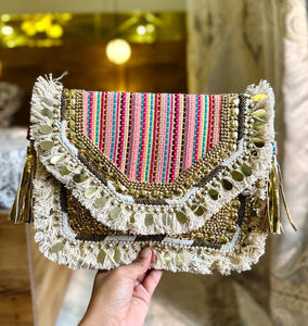 Banjara en jute bohème pour femmes et filles, sac à main de soirée durable à motif carré, en vente à bas prix - Product Image 6