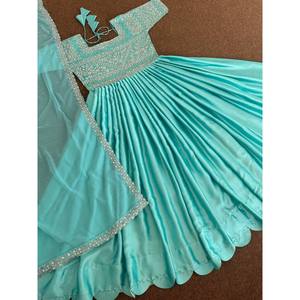 ชุดราตรีงานปาร์ตี้ทำมือประดับเพชรชุดราตรีพร้อม dupatta - Product Image 2