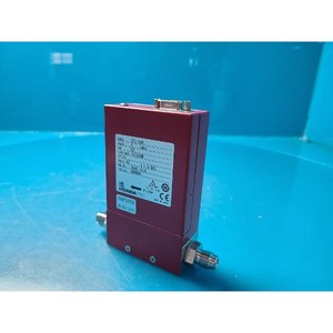 Horiba STEC O2 SEC-E40 SEC-E40 100SCCM ตัวควบคุมการไหลของมวลที่ใช้เป็นชิ้นส่วนอุปกรณ์เซมิคอนดักเตอร์รุ่นเก่า - Product Image 6