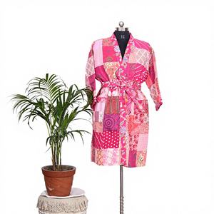 Kimono de Seda Hecho a Mano en India, Chaquetas Vintage para Mujer, Kimono con Parches, Vestido Largo de Noche, Kimono de Algodón - Product Image 1