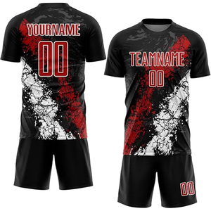เสื้อฟุตบอลสั่งทำขายส่ง แขนสั้น สำหรับฤดูร้อนและฤดูหนาว พิมพ์ลายแบบซับลิเมชั่น โพลีเอสเตอร์ 100% แห้งเร็ว ชุดฟุตบอลสำหรับผู้ใหญ่ - Product Image 1