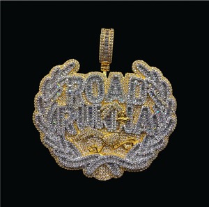 Pendentif Hip Hop Road Runna avec baguette et diamants ronds en moissanite, en vente depuis l'Inde - Product Image 2