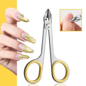 Ciseaux à cuticules professionnels en acier inoxydable courbés et affûtés avec manche en plastique pour manucure, lame courbée, pointe affûtée, ciseaux à ongles - Product Image 2