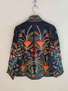 Chaqueta de terciopelo naranja Suzani bordada a mano, abrigo estilo indio hecho a mano, túnica nupcial boho, chaqueta para festivales, regalo para ella/él - Product Image 6