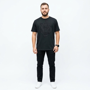 Camiseta de Hombre Oem Sostenible 100% Algodón Premium, Estilo Vintage, Corte Holgado, con Estampado Personalizado en Relieve - Product Image 2