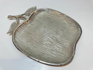 Silbernes Aluminium-Apfel-Dekotablett, Vintage-Texturierte Metall-Schmuckschale, Ring-Organizer, Tischdekoration - Product Image 2