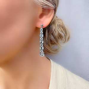 Boucles d'oreilles pendantes en argent sterling avec 10 pierres de topaze bleu ciel, bijoux élégants en pierres précieuses bleues, cadeau pour femmes - Product Image 1