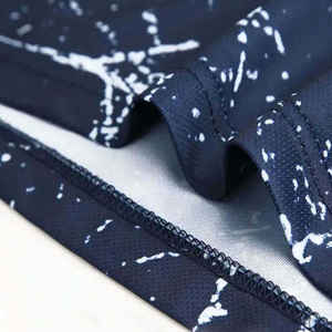 Uniforme de basket-ball personnalisé grande taille à manches courtes, respirant, en polyester, cousu, séchage rapide, kit sublimé - Product Image 3