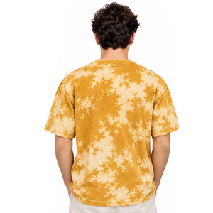 Camiseta de algodón teñida con efecto hielo para hombre, manga corta, cuello redondo, tops informales, detalles de apliques en el pecho, fabricación de ropa al por mayor. - Product Image 2