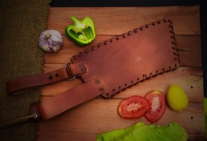 Cuchillo de caza profesional hecho a mano con patrón de Damasco, mango de palisandro, funda de cuero y acabado de alto brillo. Venta al por mayor. - Product Image 6