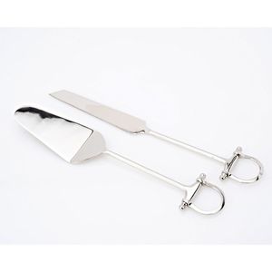 Cuchillo para Pastel de Metal de Alta Calidad con Mango de Agarre Suave y Borde Dentado Afilado para Servir Pasteles sin Esfuerzo - Product Image 5