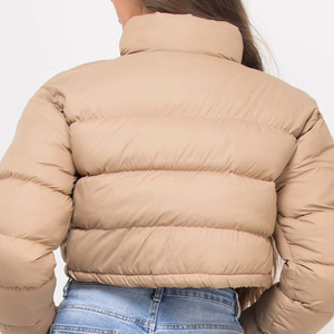 Chaqueta corta acolchada de invierno personalizada para mujer, ropa informal premium para mujer, a prueba de viento, con cierre de cremallera y bolsillos laterales, chaquetas para mujer - Product Image 2
