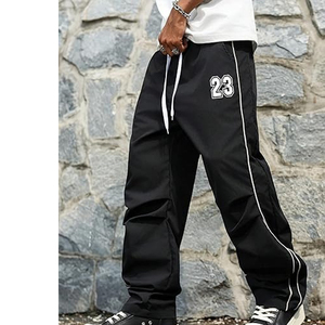 Pantalon de survêtement en nylon violet pour homme, style streetwear hip-hop empilé, avec impression de logo personnalisé, taille mi-haute, coupe ample, fermeture à cordon de serrage - Product Image 6