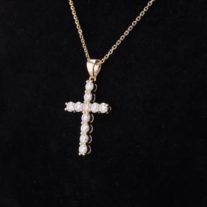 จี้เพชรทรงกลมเพาะเลี้ยงในห้องปฏิบัติการ ได้รับการรับรองจาก IGI ตัวเรือนทองคำ โรสโกลด์ ไวท์โกลด์ หรือเงิน สี D-E-F ความใส VVS-VS พร้อมสายสร้อย - Product Image 1