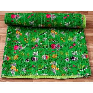 Edredón Reversible Kantha Vintage de Algodón Orgánico Bordado a Mano, Ecológico, para Todas las Estaciones, para Uso en el Hogar y Hoteles, Rajasthan - Product Image 3