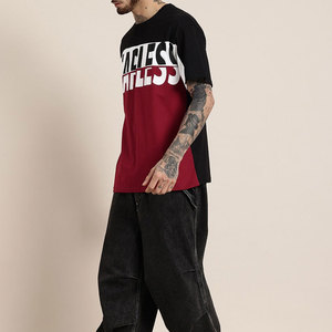 Camiseta Oversize de Manga Corta para Hombre sin Cuello, con Ribete en Contraste, de Algodón Jersey, Estilo Urbano, Estampado de Letras, Rojo, Negro, Blanco - Product Image 3