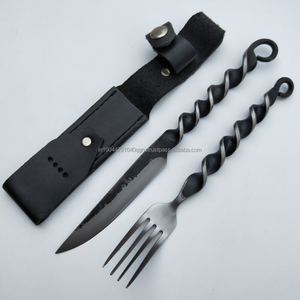4 Pcs Vintage Medieval Forgé à la Main Twisted Couteau Fourchette Cuillère Couverts Set - Product Image 5