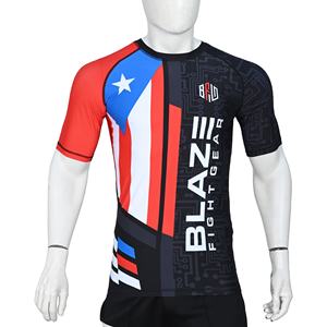 เสื้อว่ายน้ำแขนสั้นผู้ชาย, เสื้อแห้งเร็วป้องกันรังสียูวีป้องกันแสงแดดสำหรับฝึกศิลปะการต่อสู้ - Product Image 1