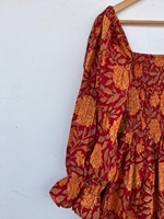 Robe longue trapèze 100 % coton à col carré, imprimé floral fait main, manches à volants, style bohème, idéale pour les fêtes et les célébrations.