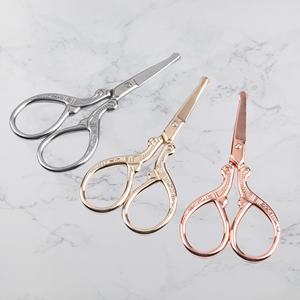 Tijeras de Peluquería Profesionales de Alta Calidad con Mango Elegante, Cuchilla Extra Afilada de la Mejor Calidad - Product Image 1