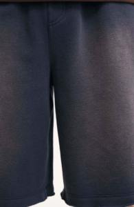 Nouvel article : Short en coton bleu marine pour homme avec cordon de serrage à la taille et logo frontal, short décontracté en tricot pour homme - Product Image 6