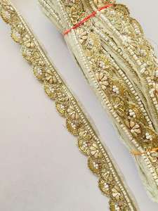 Ribete de encaje bordado con decoración de lentejuelas, 100% poliéster, 25 mm de ancho, suave - Ofertas al por mayor - Product Image 6