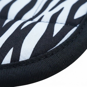 Tapis de selle d'équitation matelassé en tissu doux, absorbant la transpiration, antidérapant, durable et respirant - Product Image 3