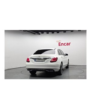 เมอร์เซเดส-เบนซ์ ซี-คลาส C220 d 4MATIC ปี 2020/12 ระยะทาง 58,739 กม. เครื่องยนต์ดีเซล เกียร์อัตโนมัติ มาตรฐานไอเสียยูโร 5 พวงมาลัยซ้าย กล้องมองหลัง - Product Image 4