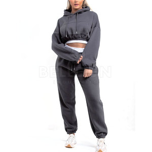 Conjunto Deportivo Elegante y Cómodo para Mujer, Top Corto, Ropa Deportiva para Gimnasio, Yoga, Entrenamiento, Tejido Transpirable y Suave - Product Image 4