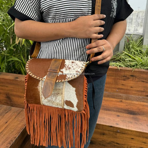 กระเป๋าสะพายข้างหนังวัวสำหรับผู้หญิงกระเป๋าสะพายไหล่หนังแท้ความจุเยอะออกแบบได้ตามต้องการ - Product Image 4