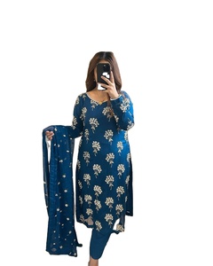 ชุดสัลวาร์ คามีซ ดีไซน์ใหม่ เสื้อตัวยาว กางเกง ผ้าคลุมไหล่ แบบหรูหรา ผ้าชีฟองเนื้อหนา ปักลายหนัก 5 มม. แบบกลับด้านได้ สำหรับงานปาร์ตี้ - Product Image 1
