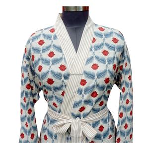Bata de algodón de longitud completa para mujer, con estampado floral, cuello en V, manga larga, cinturón, ropa de dormir clásica, tela de punto suave, lavable a máquina, frontal - Product Image 3