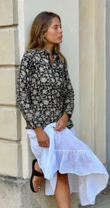 Camisa de Algodón con Estampado Floral Bohemio en Negro y Beige, Blusa Étnica Informal de Manga Larga y Corte Holgado para Mujer - Product Image 3