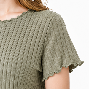Conjunto de pijama de punto acanalado para mujer, top de manga corta con volantes y pantalones cortos, conjunto de 2 piezas de ropa informal para dormir y descansar - Product Image 3