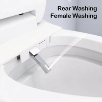 Toilettes modernes en céramique intelligente en forme d'œuf Capteur automatique de pied Réservoir sanitaire Télécommande Salle de bain WC montée au sol