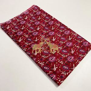 Ventes chaudes Tissu en coton imprimé traditionnel personnalisé Dabu à motifs floraux pour robes et vêtements pour filles/garçons pour chemises, sacs et rideaux - Product Image 6