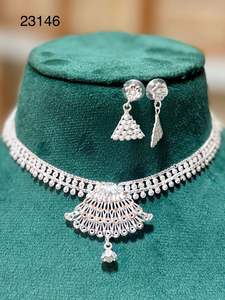 MOLL JEWELLERS Ensemble Collier et Boucles d'Oreilles Floraux Plaqué Or 24K en Alliage, Style Indien Tendance, Zircon, Bijoux pour Femme, Cadeau de Mariage, Fournisseur tiers - Product Image 5