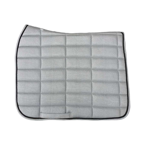 Selle de cheval de style dressage avec paillettes, confortable, durable, lavable en machine - Product Image 1