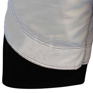 Pantalones cortos de grappling de alta calidad para hombre, tela elástica de alto rendimiento, perfectos para lucha libre, MMA y entrenamiento físico. - Product Image 6