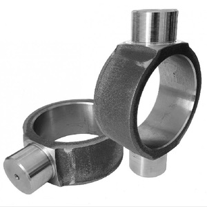 Support de montage de précision pour trunnion de vérin hydraulique industriel, conçu pour les systèmes de vérins de machines lourdes - Product Image 1