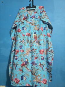 Robe Kaftan Inde 100% Coton Écologique ODM pour Femme, Taille Unique, Imprimé Oiseaux Verts, Douce et Ample, Été, Fermeture Élastique à la Taille - Product Image 5