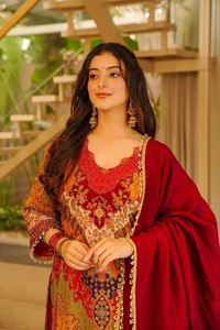 Latest Collection Crepe Silk with Digital Print & <b>Mirror</b> work Bell Sleeve Readymade Plazzo-Kurta-Dupatta At Wholesale Rate - Product Image 5