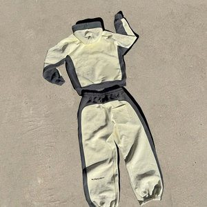 ชุดลำลองสำหรับผู้ชายและผู้หญิง เสื้อสเวตเชิ้ตโอเวอร์ไซส์ลายฮาราจูกุโจ๊กเกอร์ และกางเกงจ็อกเกอร์ใส่สบาย - Product Image 2