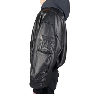 Chaqueta Bomber Extra Grande con Capucha, Bolsillos con Parches de Cuero y Logotipo Personalizado, con Característica Ignífuga, Unisex - Product Image 4