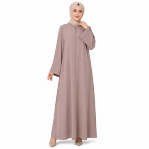 Abaya Turca Elegante y Modesta, Color Negro Real, Abaya Negra con Cierre, Estilo Turco - Product Image 4