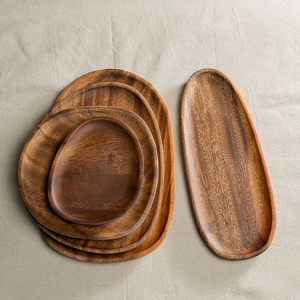 Plateau en bois multi-usages pour servir les aliments |   Assiette en bois massif durable pour les collations, le thé, les desserts et la présentation des repas - Product Image 5