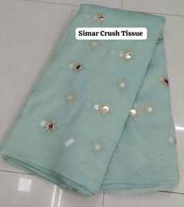 Tissu en soie effet froissé rose premium avec broderie miroir artisanale, style ethnique de luxe - Product Image 3