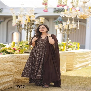 Nuevo diseñador 3 piezas Pure Maslin Digital impreso trabajo hermosa parte inferior superior y colección Dupatta para Salwar Kameez Kurti - Product Image 5