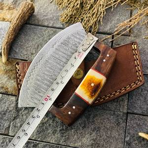 Couteau Ulu artisanal en acier Damas avec manche en bois – Couteau de chef premium à lame oscillante pour l'extérieur - Product Image 4