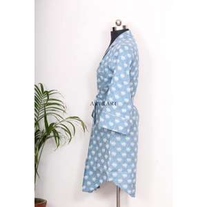 เสื้อคลุมกิโมโนสไตล์โบฮีเมียนสำหรับผู้หญิงอินเดีย ความยาวปานกลาง ผ้าฝ้ายอย่างดี ใช้เป็นชุดนอนได้ มีสายผูกตกแต่งกระดุม ดีไซน์หวานๆ ทรงหลวม - Product Image 5